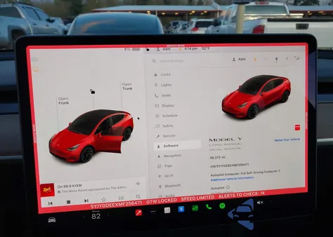 2021 Tesla Model Y Long Range Dual Motor All-Wheel Drive z USA, uszkodzony, nr VIN 5YJYGDEEXMF256471
